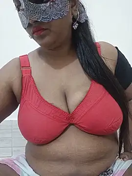 Snapshot of Ponaam-Babe chatting on June 1, 2026, 6:53 pm Ponaam-Babe online show from June 1, 2026, 6:53 pm