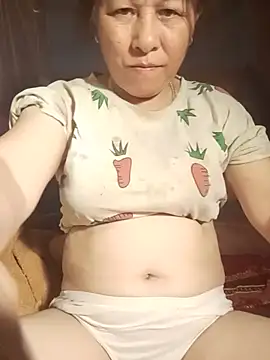 girl cute69 online show from June 15, 2026, 3:31 am