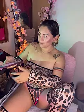 Adele Grey0202 online show from June 5, 2026, 4:08 am