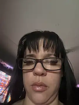 veebaby90 online show from May 15, 2026, 7:04 am