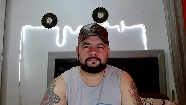 perverseveteranmanxxx online show from September 20, 2025, 1:45 pm