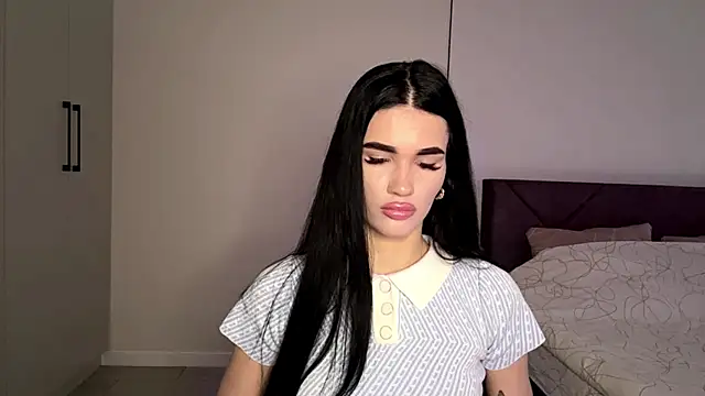 KarieEgge online show from June 9, 2026, 3:12 pm
