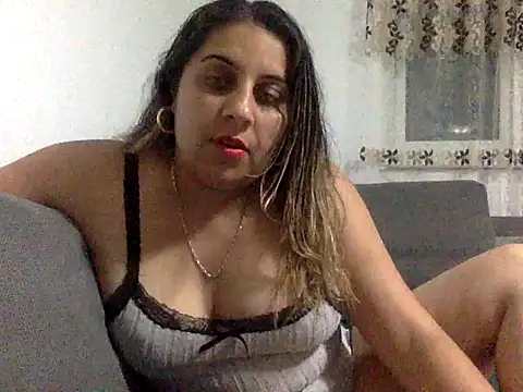 Antoniasweet online show from May 11, 2026, 7:22 pm