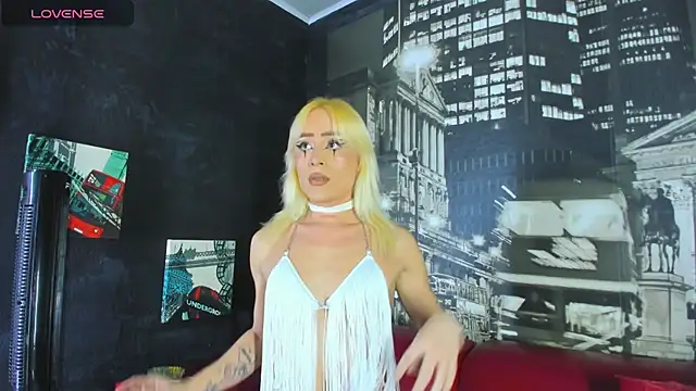 Domina Diosaa online show from June 12, 2026, 4:00 am