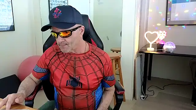 hotdadbod online show from March 8, 2025, 9:08 pm