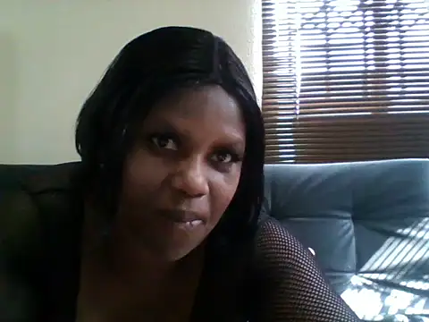 naughtynerdxx online show from May 17, 2026, 9:49 am
