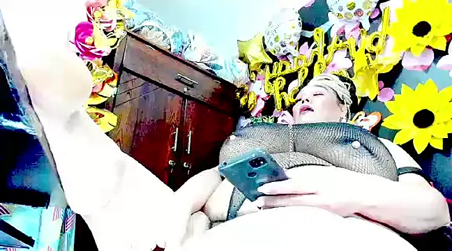 DirtyKhloy online show from March 2, 2025, 7:32 am