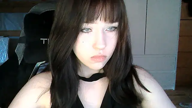 NoirEva online show from May 31, 2026, 5:31 pm
