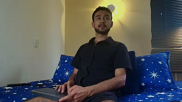 AxelClark S online show from June 9, 2026, 7:36 pm