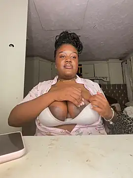 Starblissx online show from May 22, 2026, 9:42 pm