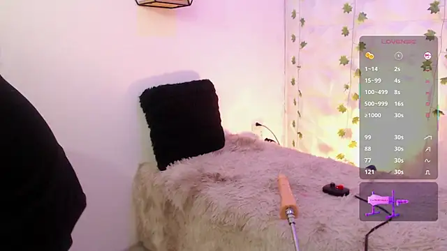 Nicolle silva online show from May 23, 2026, 2:28 am