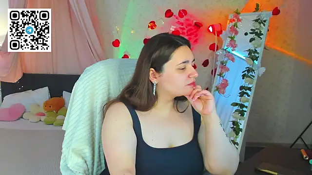 Ayleen Gece online show from May 27, 2026, 3:14 am
