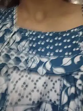 Snapshot of Bipasha_Vasu chatting on June 4, 2026, 7:14 am Bipasha Vasu online show from June 4, 2026, 7:14 am
