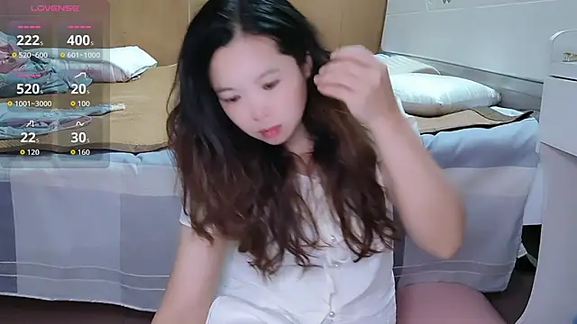 F-Yingying online show from June 9, 2026, 8:04 am