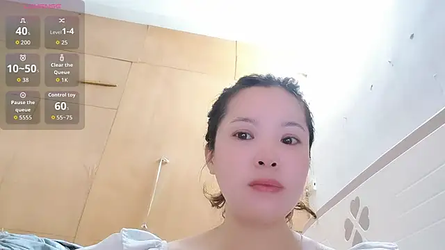 F-Yingying online show from June 20, 2026, 1:30 am
