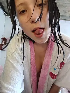 mileidy0106 online show from June 6, 2026, 12:32 pm