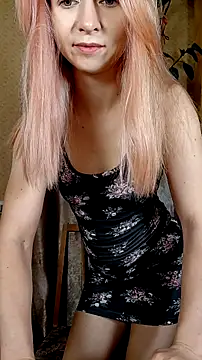 Lunaria5391 online show from June 4, 2026, 7:20 pm