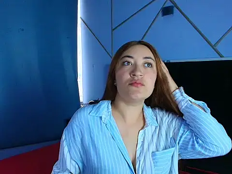 Snapshot of Zoe_Clarck_ chatting on June 4, 2026, 12:00 pm Zoe Clarck online show from June 4, 2026, 12:00 pm