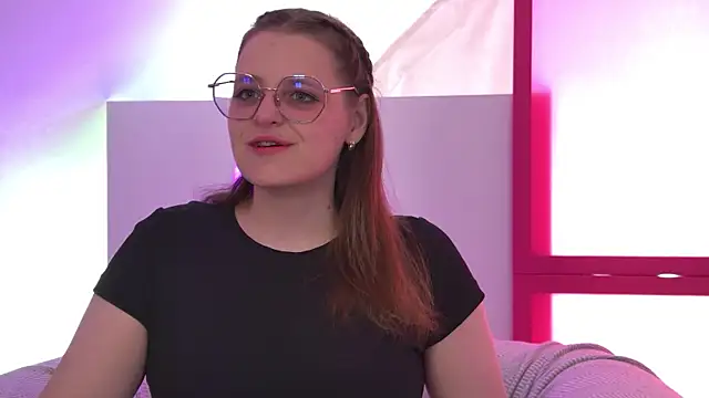 AlexaAvery online show from June 3, 2026, 6:16 am