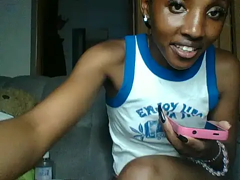 Snapshot of Velvet_peach chatting on May 22, 2026, 12:44 pm Velvet peach online show from May 22, 2026, 12:44 pm