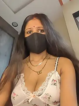 kaira noty online show from June 10, 2026, 3:07 am