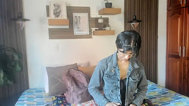 Snapshot of Evaa_campbell chatting on May 30, 2026, 1:08 pm Evaa campbell online show from May 30, 2026, 1:08 pm