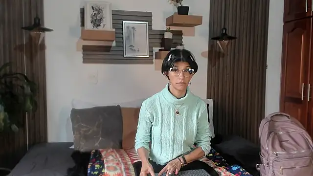 Snapshot of Evaa_campbell chatting on June 5, 2026, 12:55 pm Evaa campbell online show from June 5, 2026, 12:55 pm