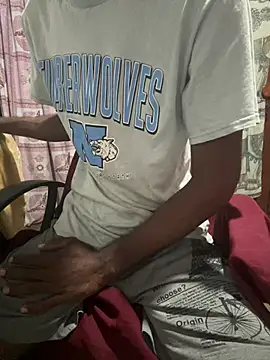 Snapshot of Inuchethi chatting on February 25, 2025, 12:47 am Inuchethi online show from February 25, 2025, 12:47 am