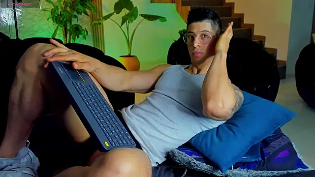 lukas green11 online show from June 7, 2026, 1:21 am