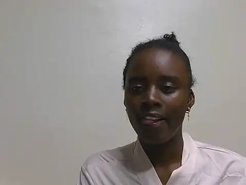 Snapshot of SassyTarrif chatting on May 29, 2026, 8:18 pm SassyTarrif online show from May 29, 2026, 8:18 pm