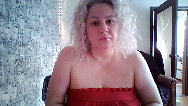 MissisXL online show from May 15, 2026, 2:35 pm