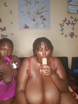 squirtmama online show from June 9, 2026, 6:08 pm