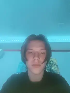 JackieBones  online show from May 15, 2026, 10:39 pm