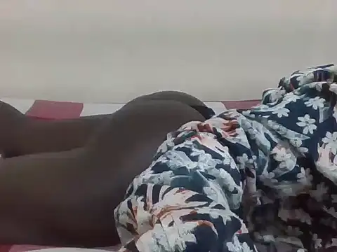 Sexybooty17 online show from June 15, 2026, 3:47 pm