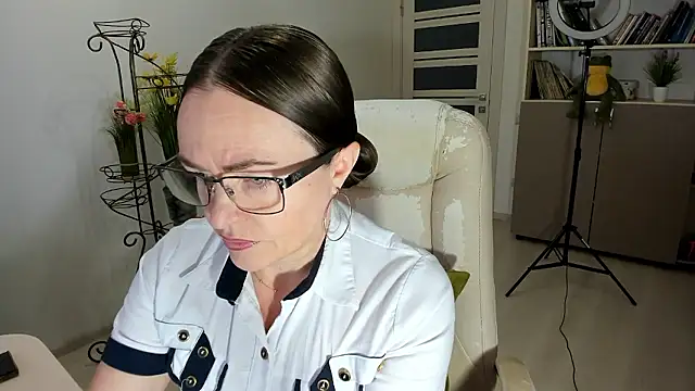 Vika73 online show from January 13, 2026, 6:51 am