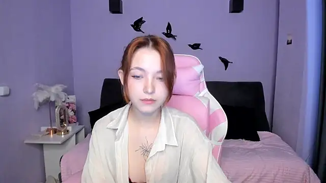 Snapshot of New_Web_Girl chatting on May 23, 2026, 3:12 am New Web Girl online show from May 23, 2026, 3:12 am