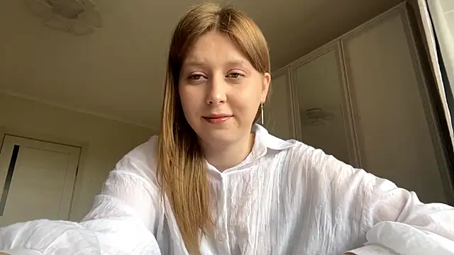 HeyItsAgata online show from May 21, 2026, 10:33 am
