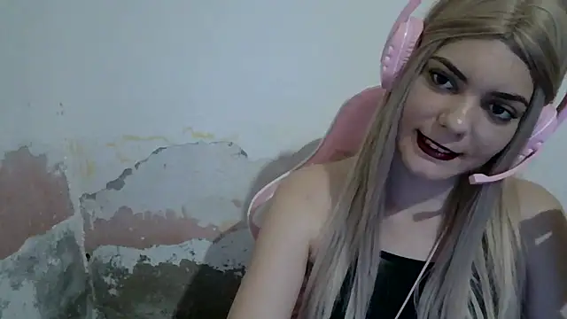 Angel Ristoww online show from June 3, 2026, 11:54 pm