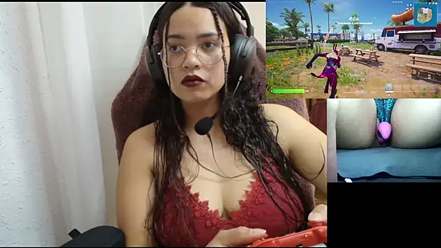 Snapshot of scarletdollof chatting on May 22, 2026, 6:02 pm scarletdollof online show from May 22, 2026, 6:02 pm