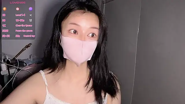 Snapshot of mengmeng-Zzz chatting on June 1, 2026, 8:21 pm mengmeng-Zzz online show from June 1, 2026, 8:21 pm