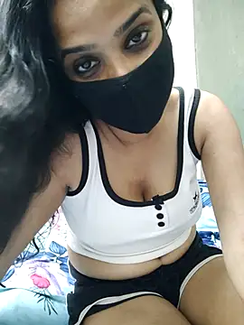 Amrita Thakur01 online show from May 28, 2026, 1:30 pm