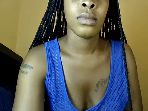 Snapshot of camila_lorah chatting on June 11, 2026, 2:15 pm camila lorah online show from June 11, 2026, 2:15 pm