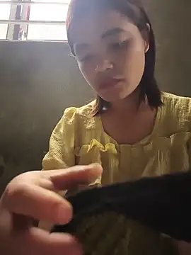 Emma-sin online show from June 4, 2026, 1:22 am