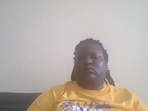 fat ebonyqueen online show from May 26, 2026, 12:12 pm