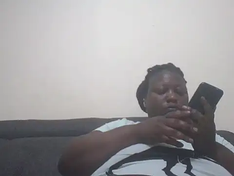 fat ebonyqueen online show from May 30, 2026, 8:28 pm