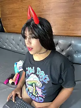 Snapshot of Alexia_Lerner chatting on June 4, 2026, 7:42 pm Alexia Lerner online show from June 4, 2026, 7:42 pm