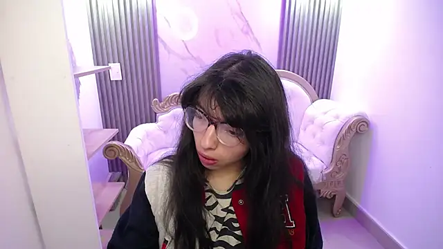 Allyshon  online show from June 4, 2026, 7:53 pm