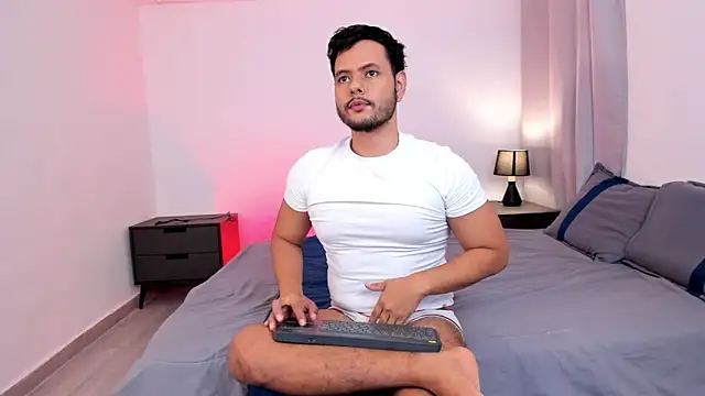 Nate tyler1 online show from June 14, 2026, 1:03 am