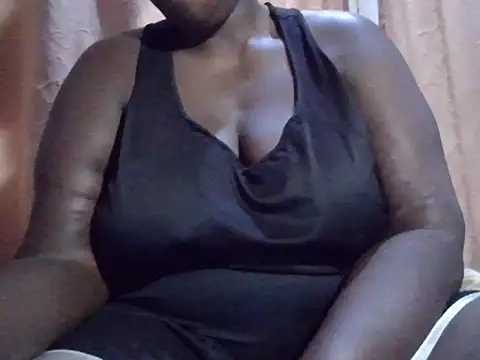 queenrosa3 online show from June 6, 2026, 7:13 am