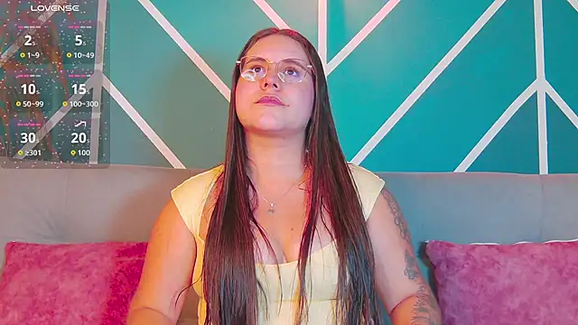 Snapshot of Lia_Avalon chatting on June 5, 2026, 12:44 pm Lia Avalon online show from June 5, 2026, 12:44 pm